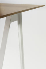 Horizon Desk