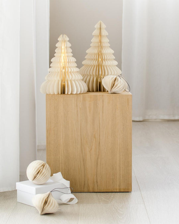 Paper Christmas Tree Off white/gold edge & LED light | Nordic Rooms