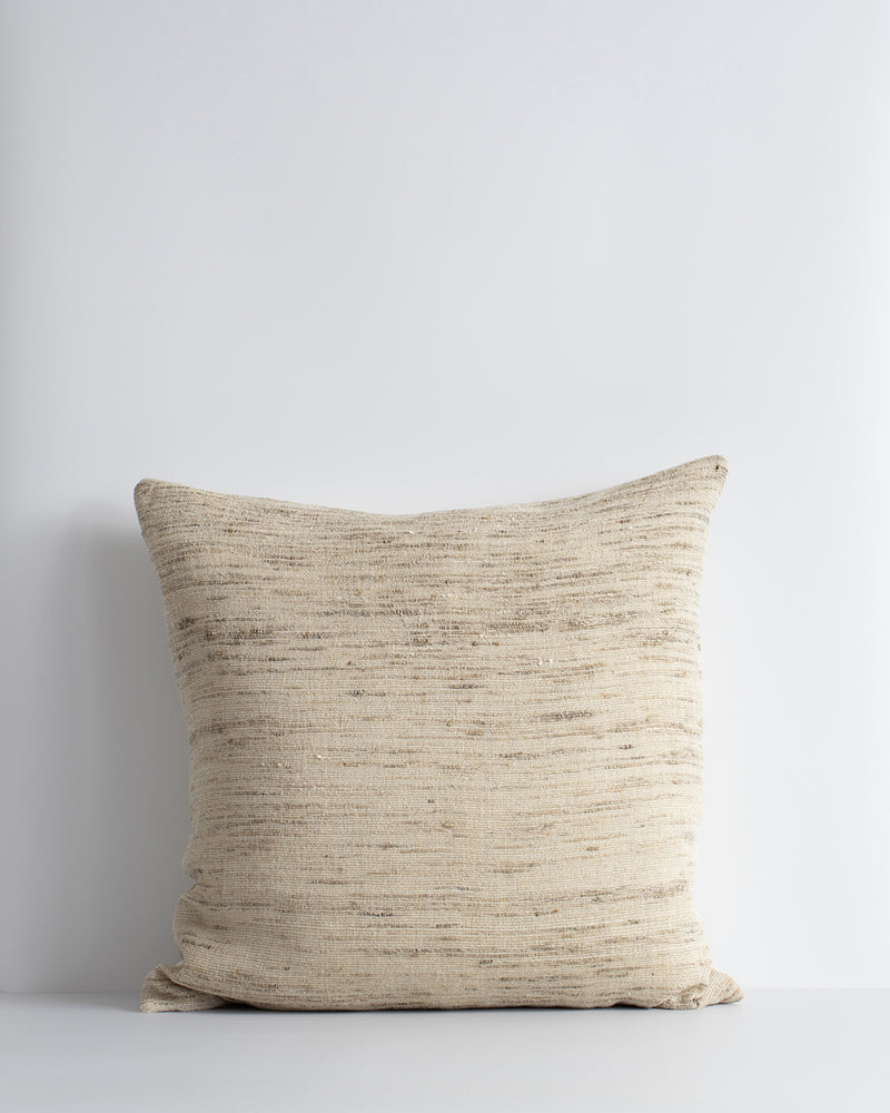 Floyd Cushion Oatmeal | BAYA