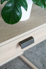 Nikola Handle | By Artifex